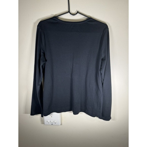 Croft and Barrow Women's L Black Top with Cardinal Bird and Snowflake Pattern. - Picture 4 of 4